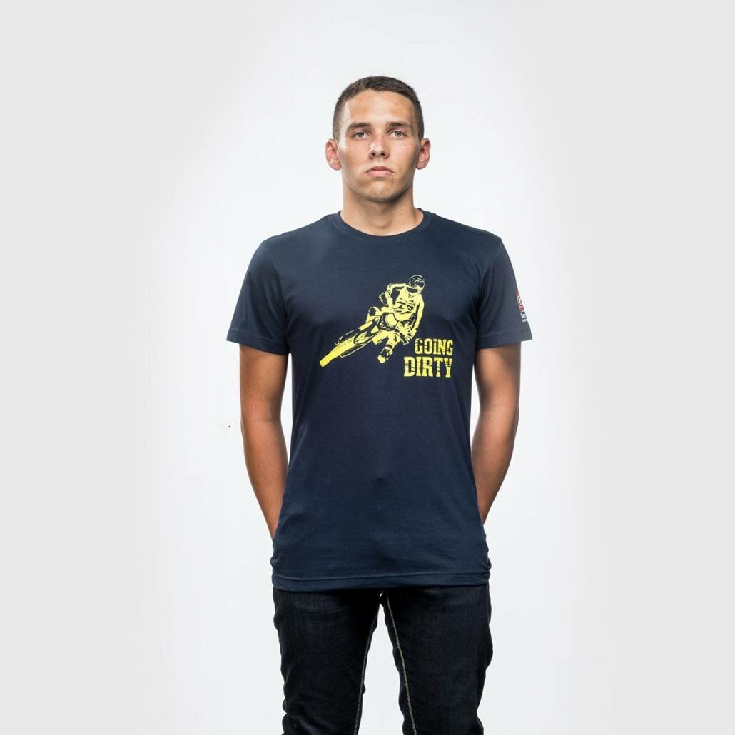 T-SHIRTS GOING DIRTY